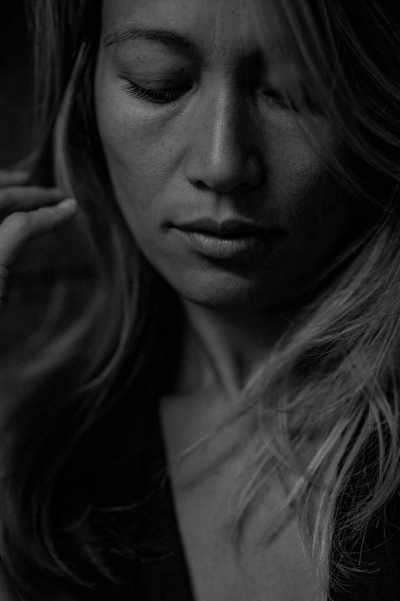 Een persoonlijk verhaal over depressie, moederschap en thuiskomen bij jezelf. Over hoe één zuiver moment alles kan laten kantelen.